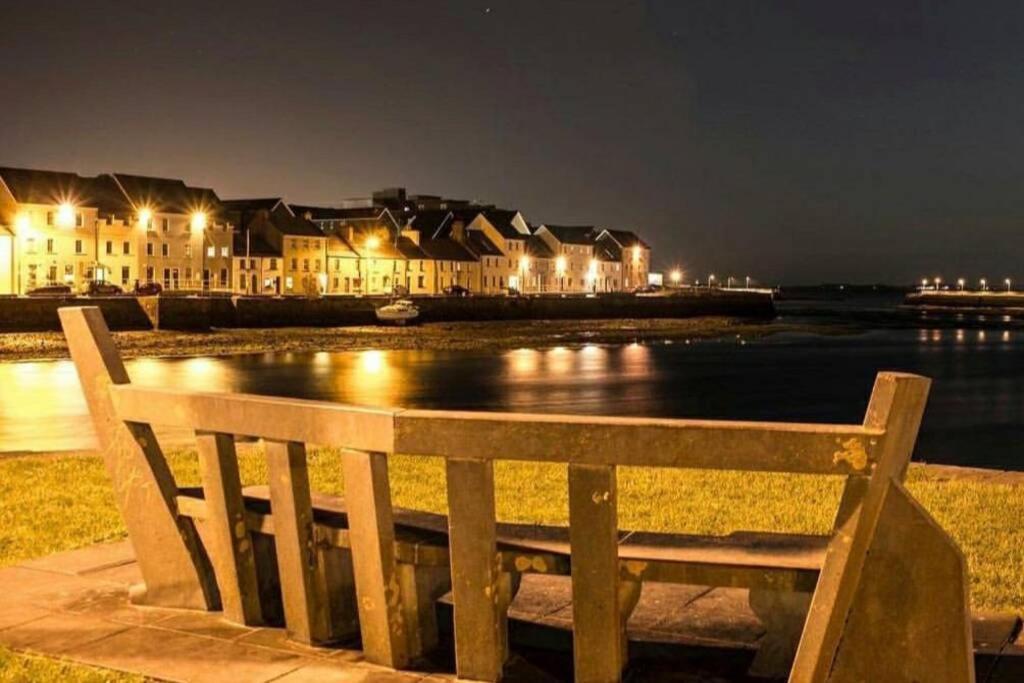Latin Quarter Luxury Apartman Galway Kültér fotó